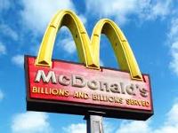 Теперь кредитной картой можно расплатиться в российских McDonald's Теперь кредитной картой можно расплатиться в российских McDonald's